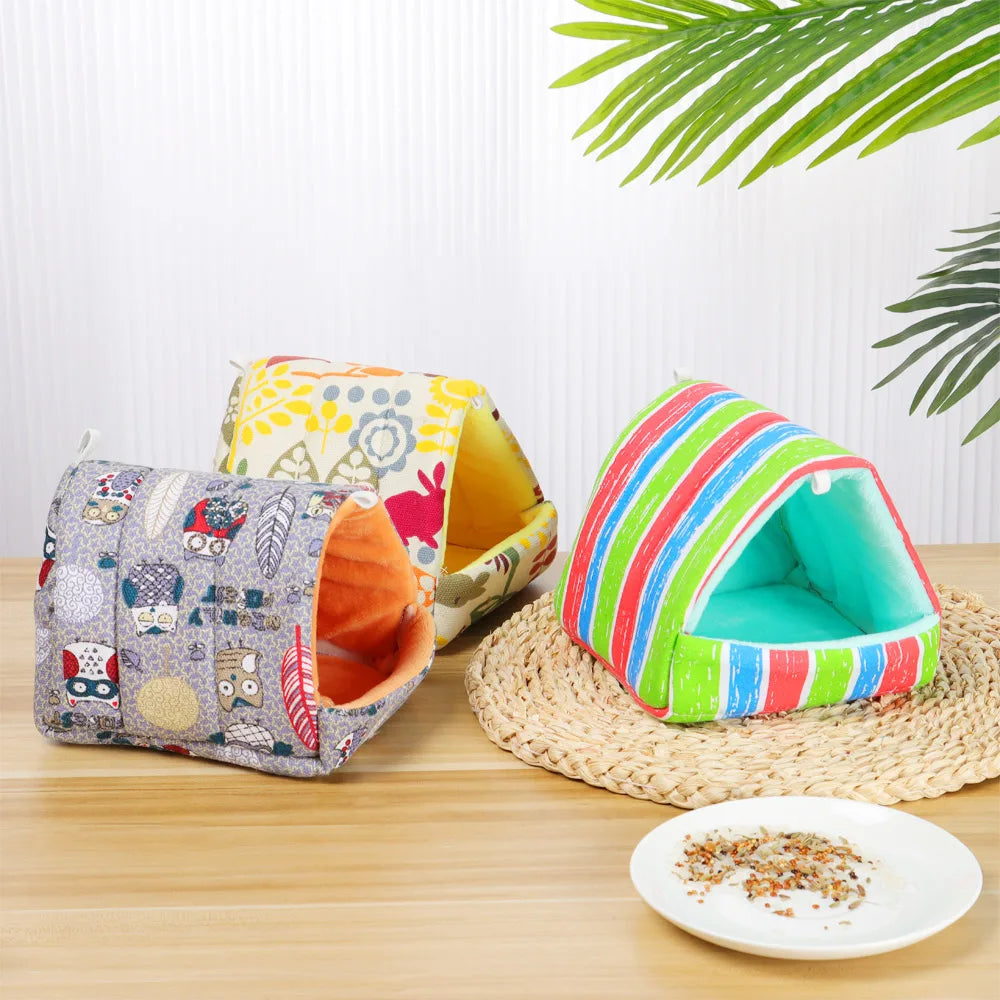 Cute Cartoon Rabbit Squirrel Mini Cage Guinea Pig Nest Small Animal Mice Rat Pet Sleeping Bed Hamster House Winter Warm Soft Mat