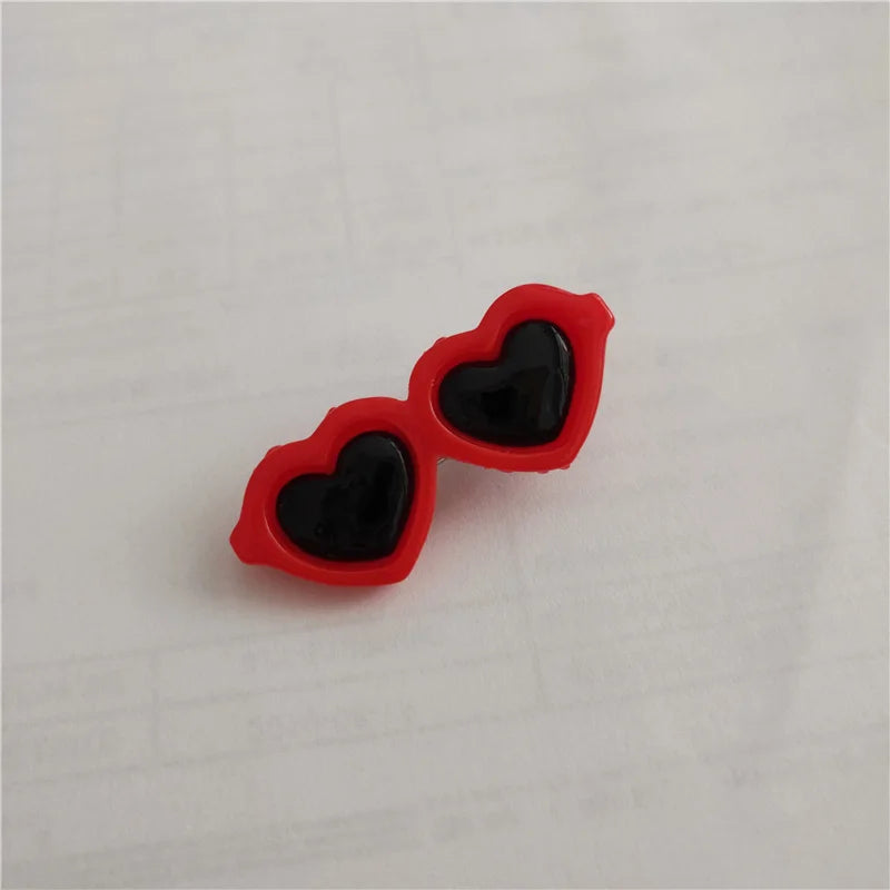 Cartoon Pet Lovely Heart Wings Hairpins Pet Dog Bows Hair Clips for Puppy Dogs Cat Yorkie Teddy Pet Hair Decor Pet Supplies