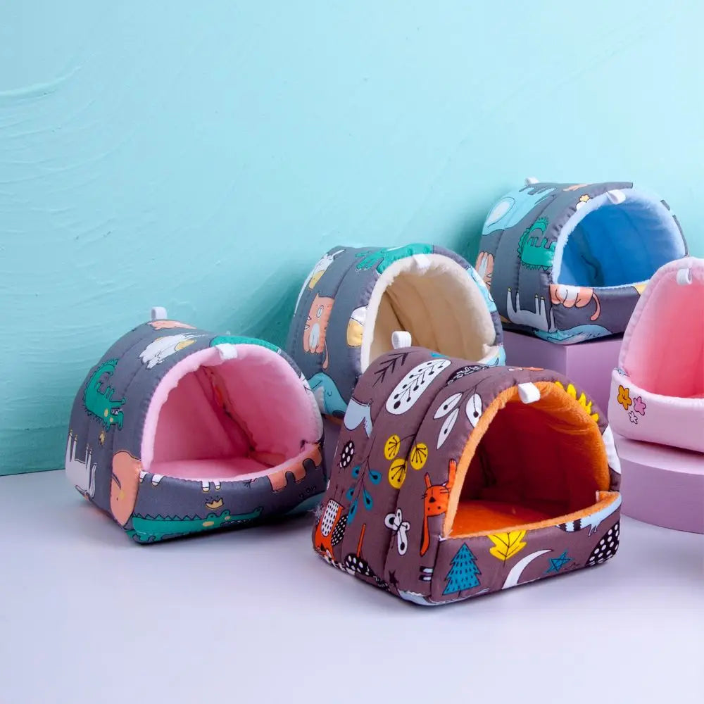 Cute Cartoon Rabbit Squirrel Mini Cage Guinea Pig Nest Small Animal Mice Rat Pet Sleeping Bed Hamster House Winter Warm Soft Mat