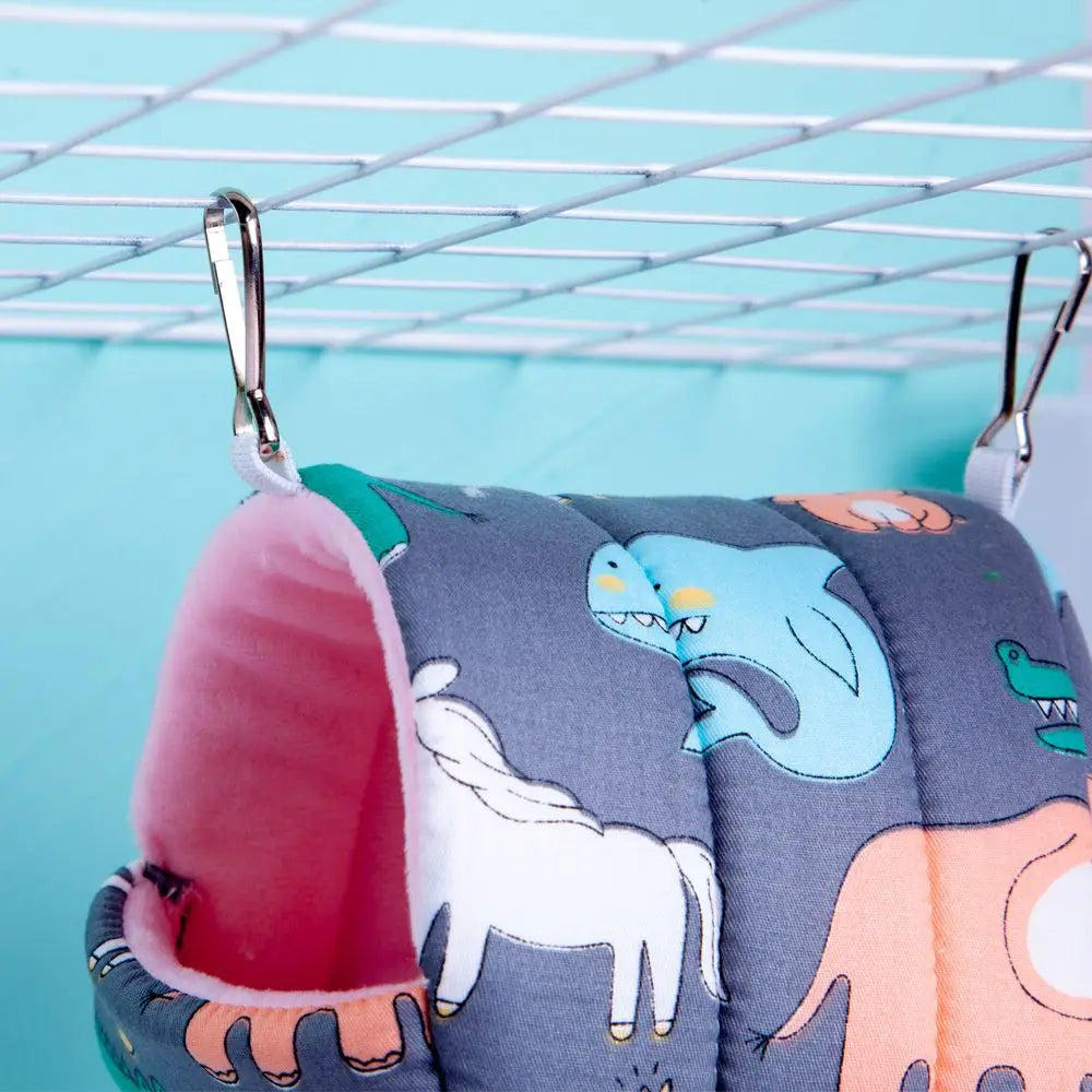 Cute Cartoon Rabbit Squirrel Mini Cage Guinea Pig Nest Small Animal Mice Rat Pet Sleeping Bed Hamster House Winter Warm Soft Mat
